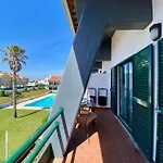 Daire Goldbeach House *