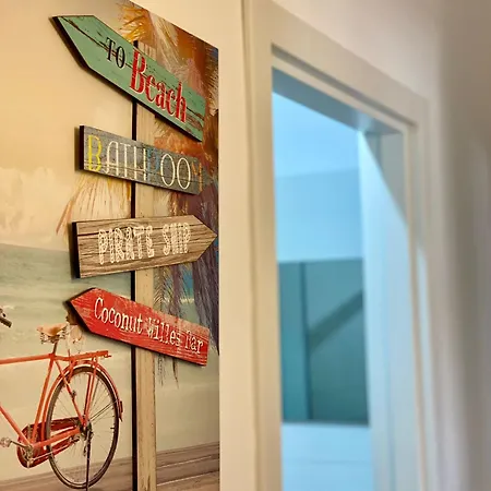 Apartment Goldbeach House *